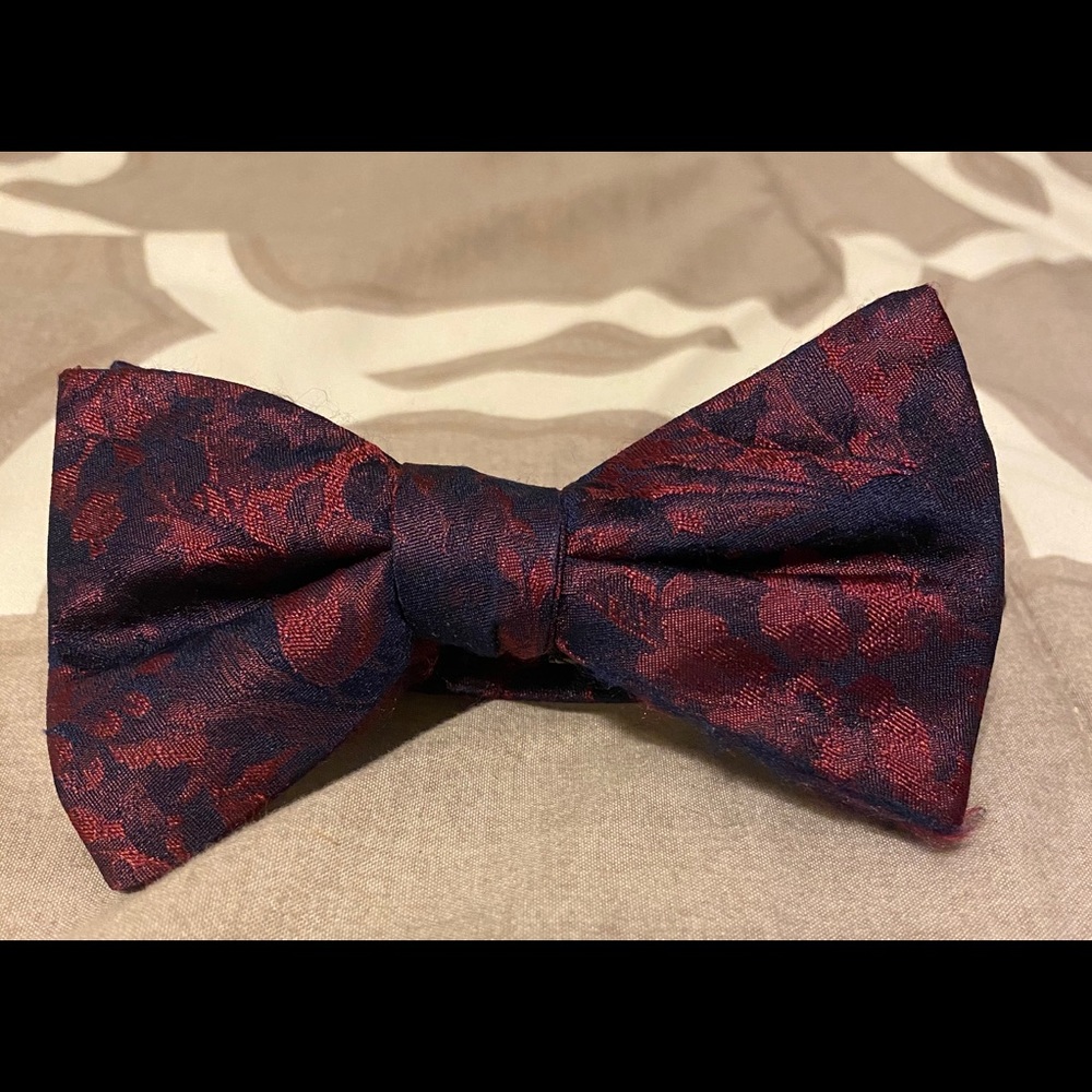 Express bow tie